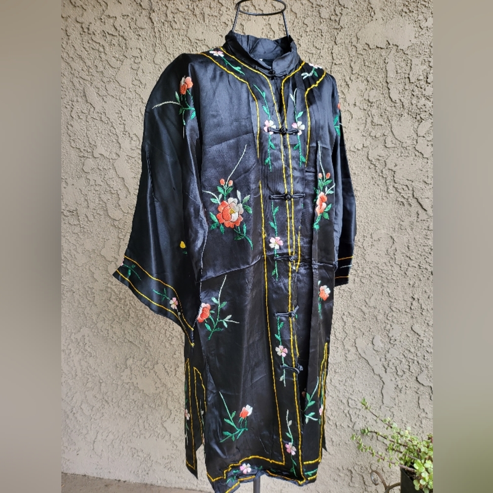 Embroidered Qipao Top Women Jacket